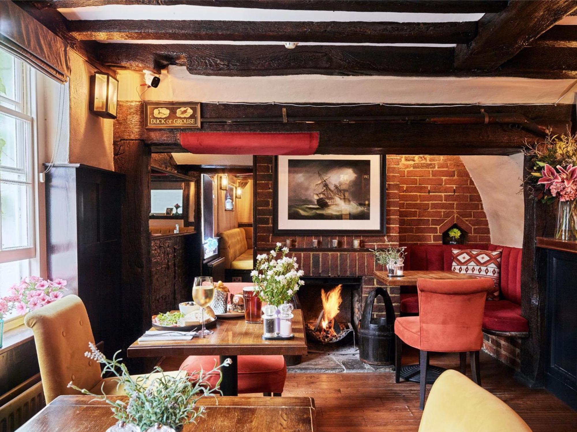 The Talbot Inn Woking Luaran gambar