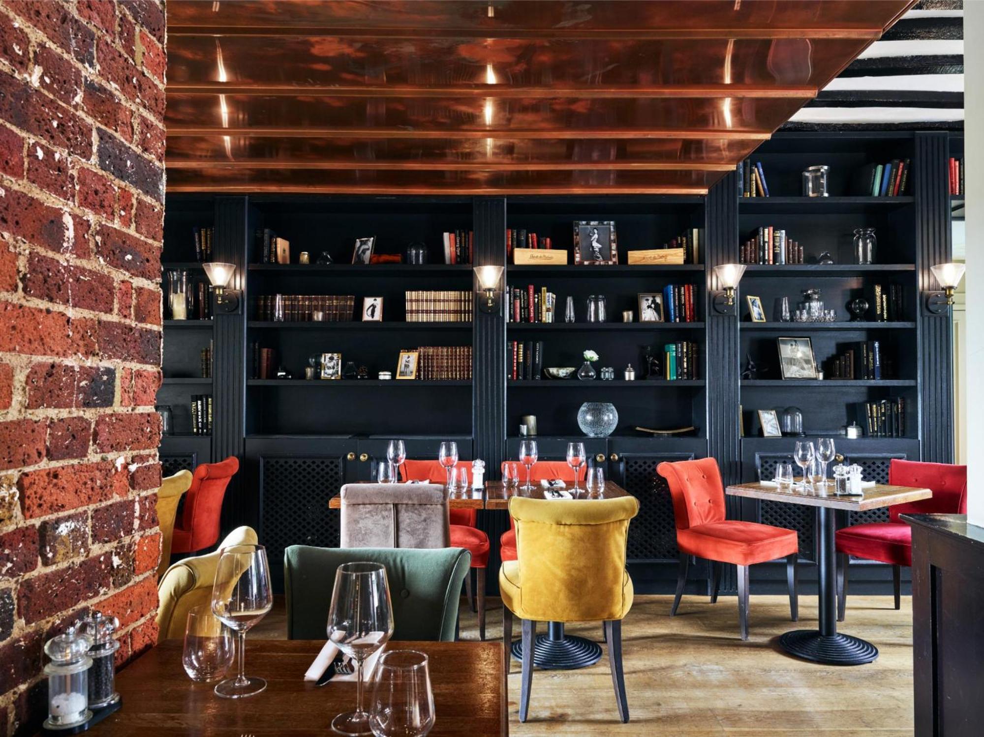 The Talbot Inn Woking Luaran gambar
