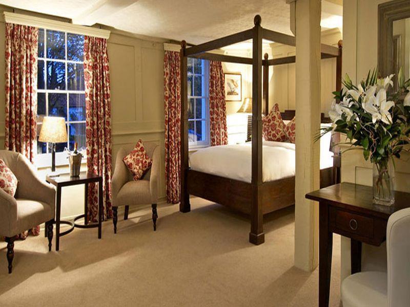 The Talbot Inn Woking Luaran gambar