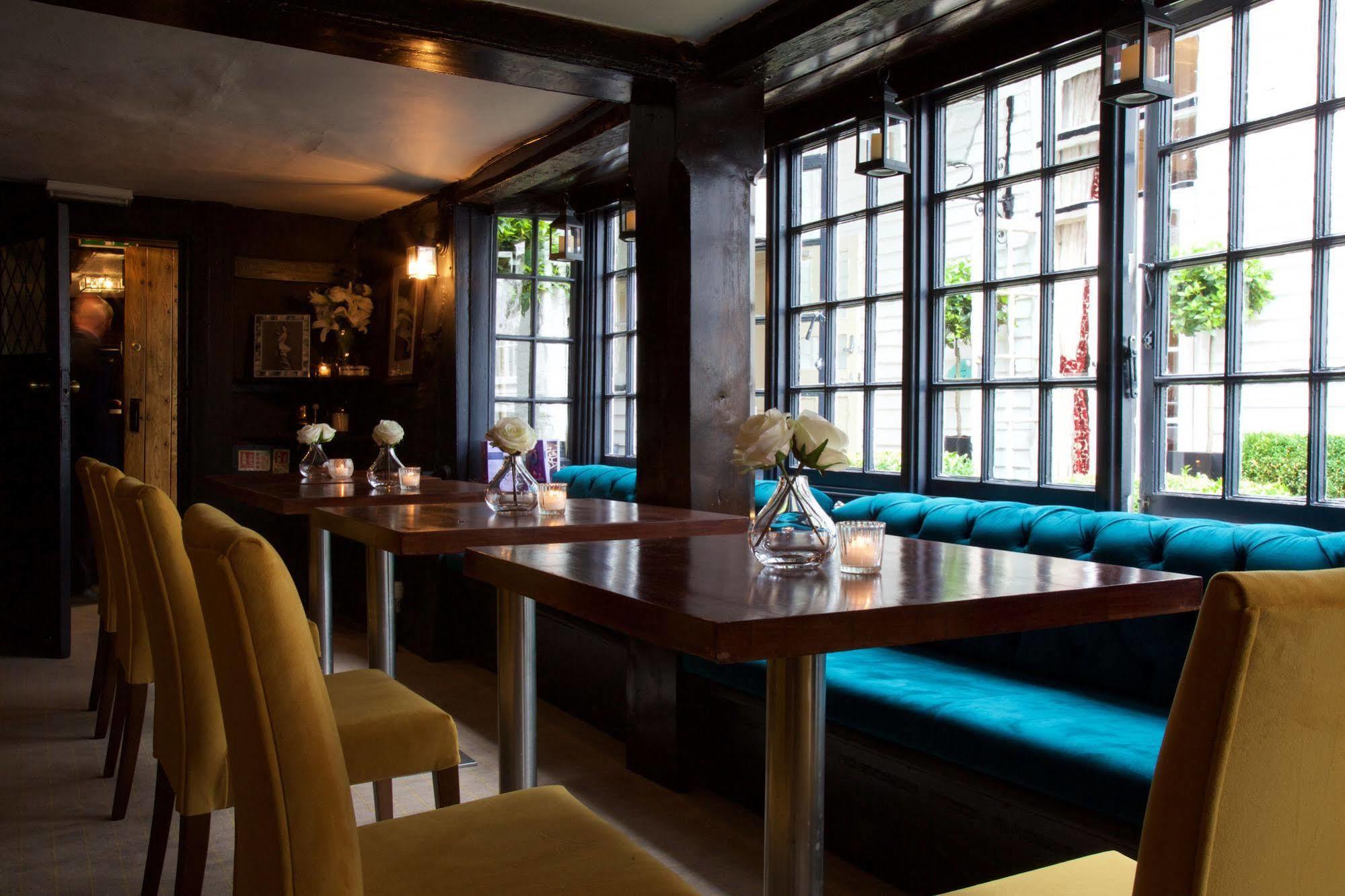 The Talbot Inn Woking Luaran gambar